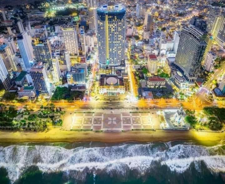 Luxury Seaview Panorama Nha Trang By Luna Exterior photo
