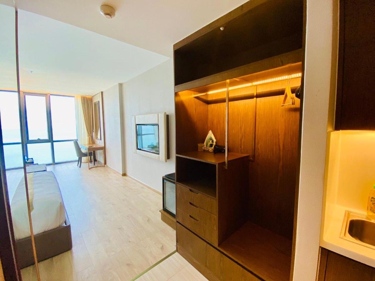 Luxury Seaview Panorama Nha Trang By Luna Exterior photo
